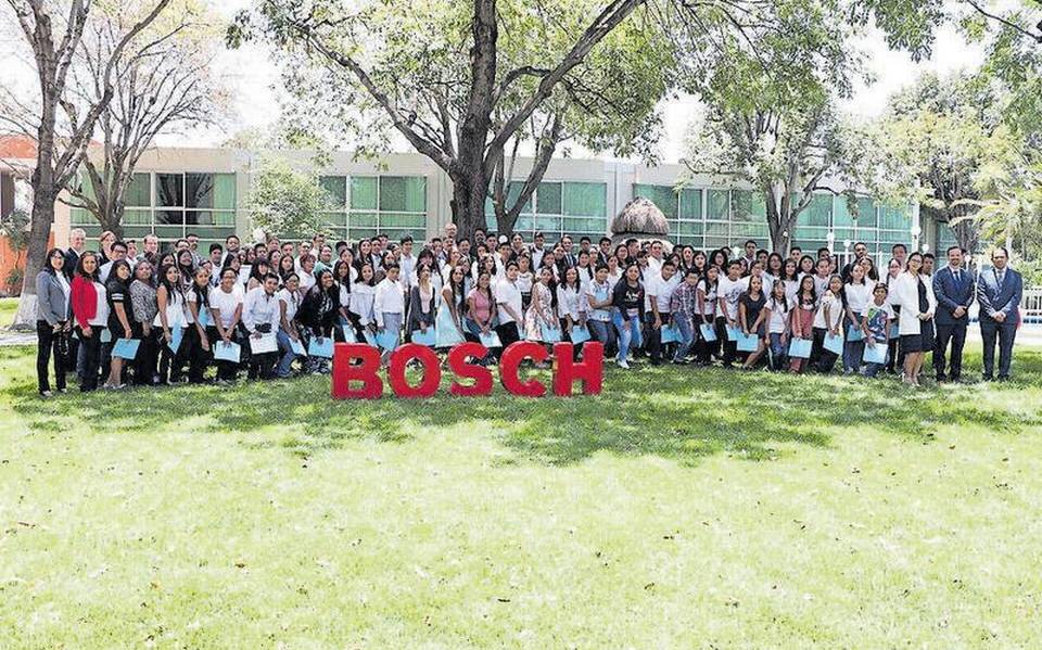 La Empresa Bosch Entrega Becas Educativas El Sol De San Luis