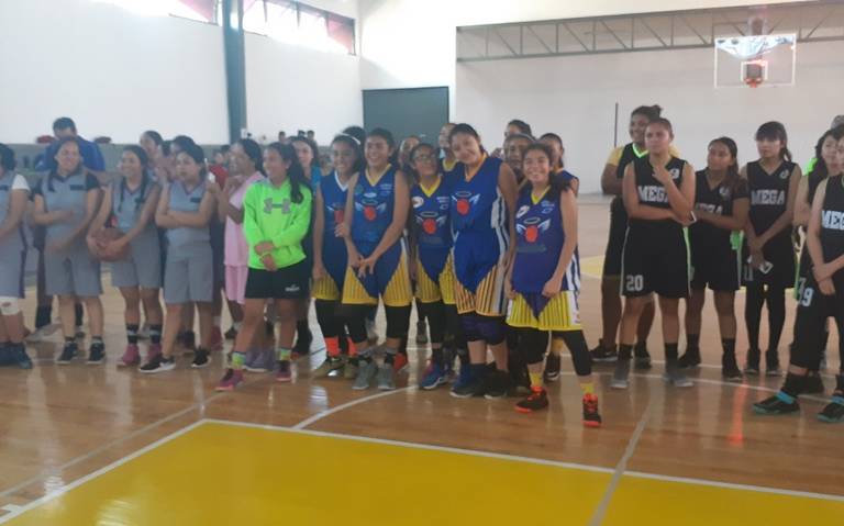 Academia Potosina Santos se coronó en basquet femenil - El Sol de San Luis  | Noticias Locales, Policiacas, sobre México, San Luis Potosí y el Mundo
