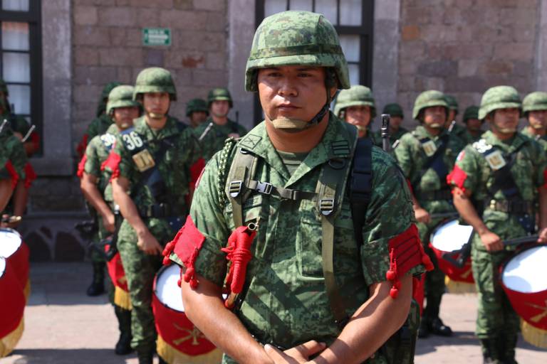 Banda de guerra del cuartel de alto mando de la armada de México 