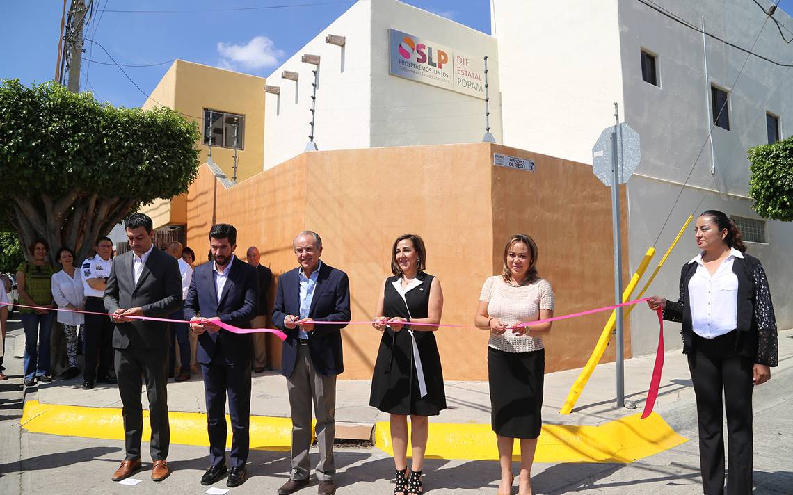 Pulsera alerta AMC protege a adultos mayores: DIF estatal - El Sol de San  Luis