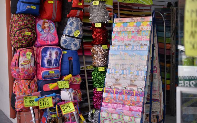 Papelerías esperan un repunte en ventas de útiles escolares